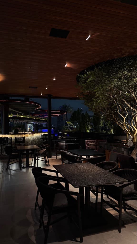 Black Sushi Rooftop — foto