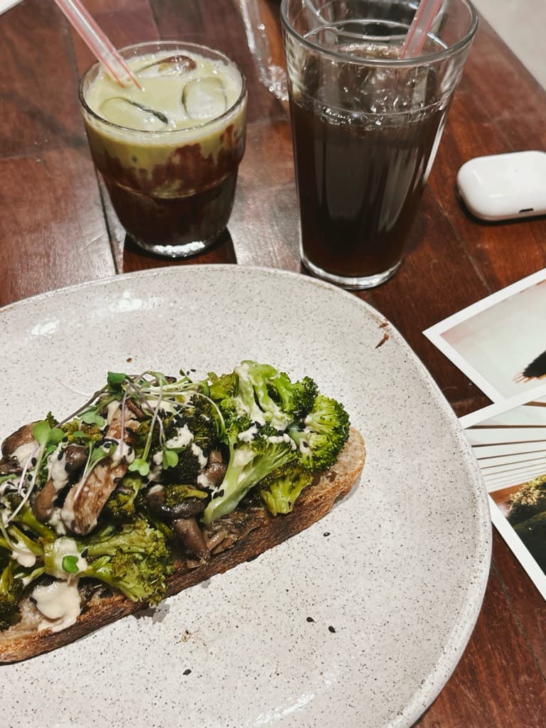 LOMA Café — foto