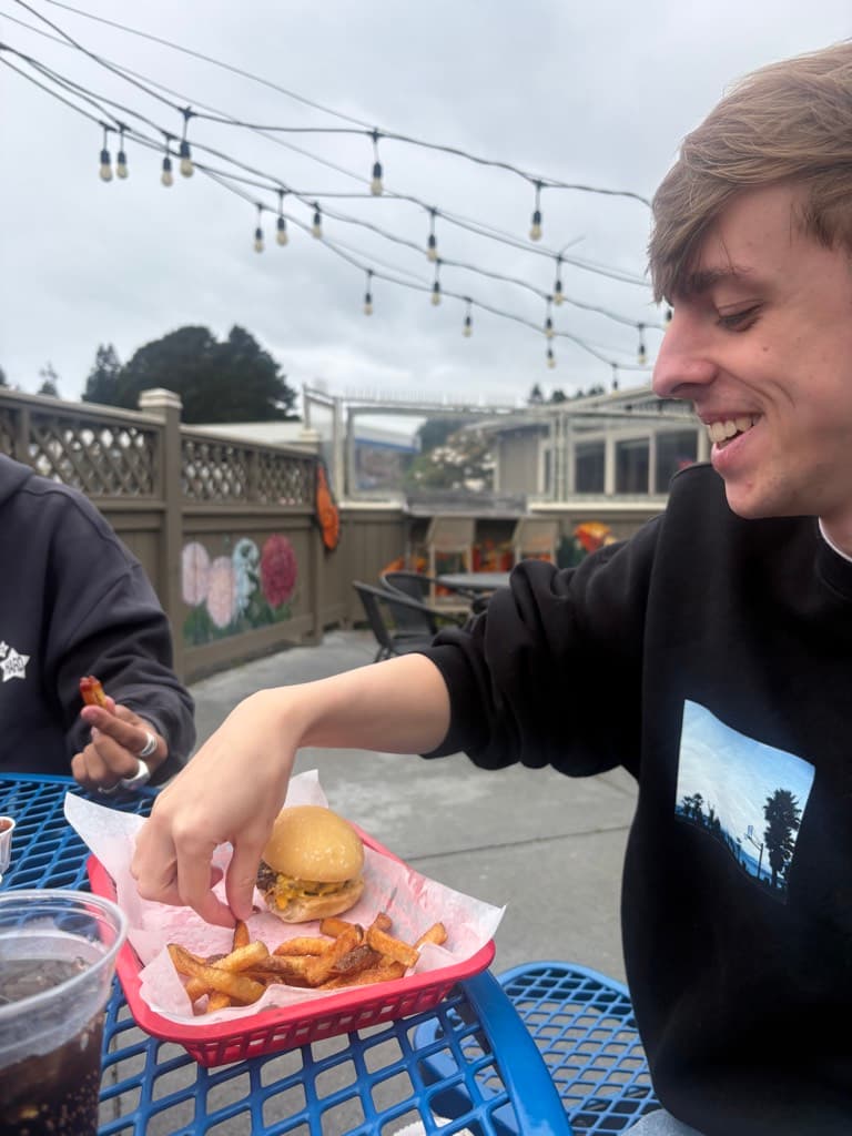 The Lighthouse Grill — foto