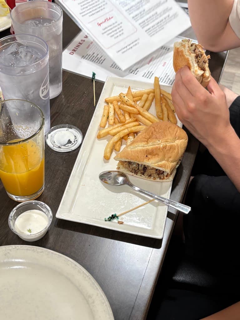 Trendy's Restaurant — foto