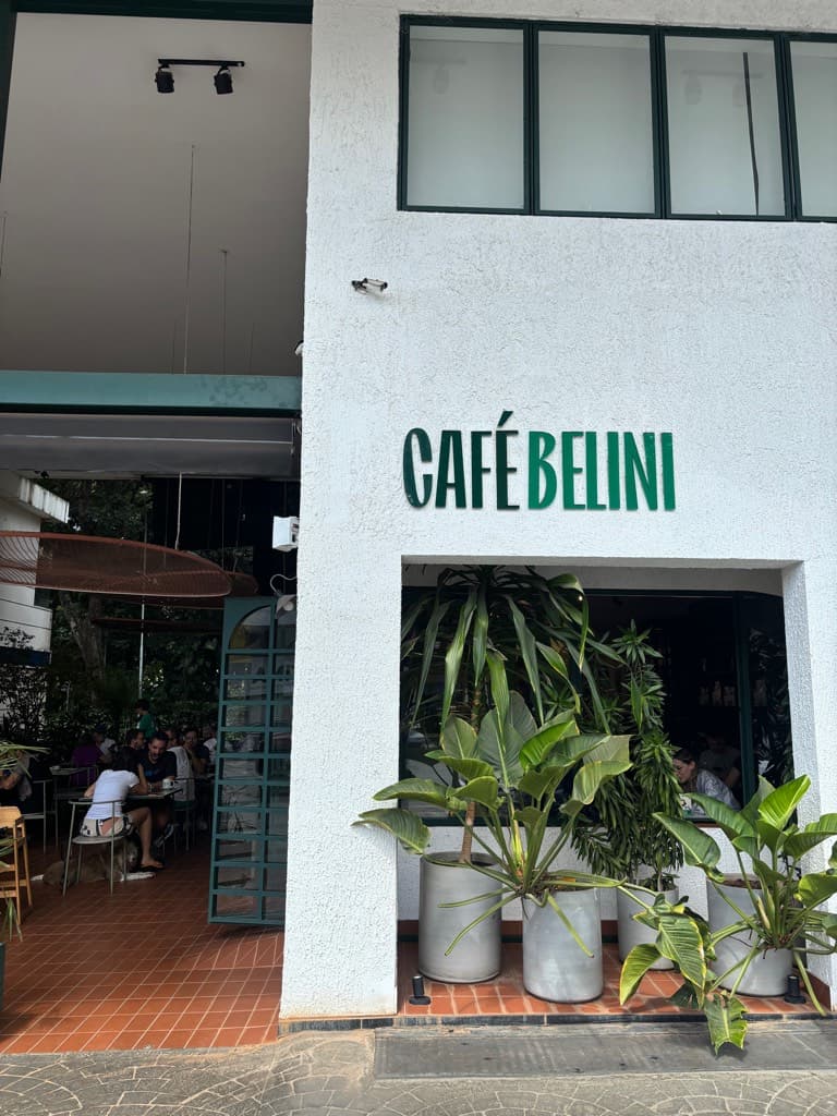 Belini Café — foto