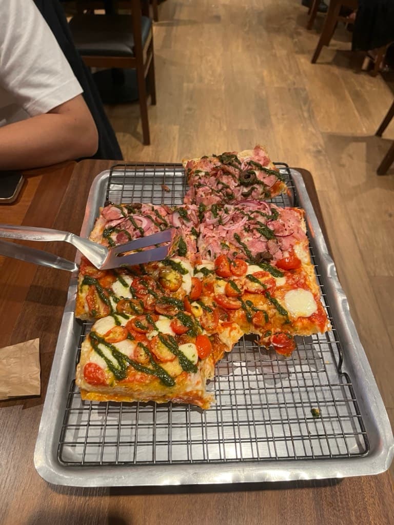 BSquare Pizza e Burger - Pizzaria e Hamburgueria em Asa Sul — foto
