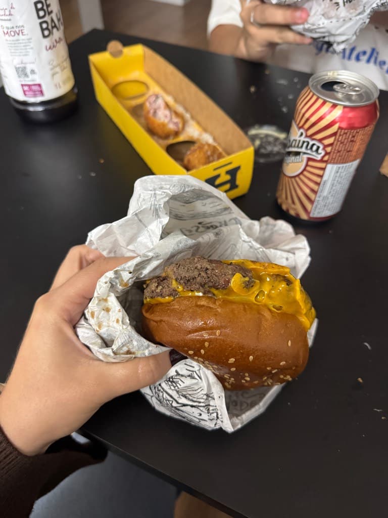 Holy Burger — foto