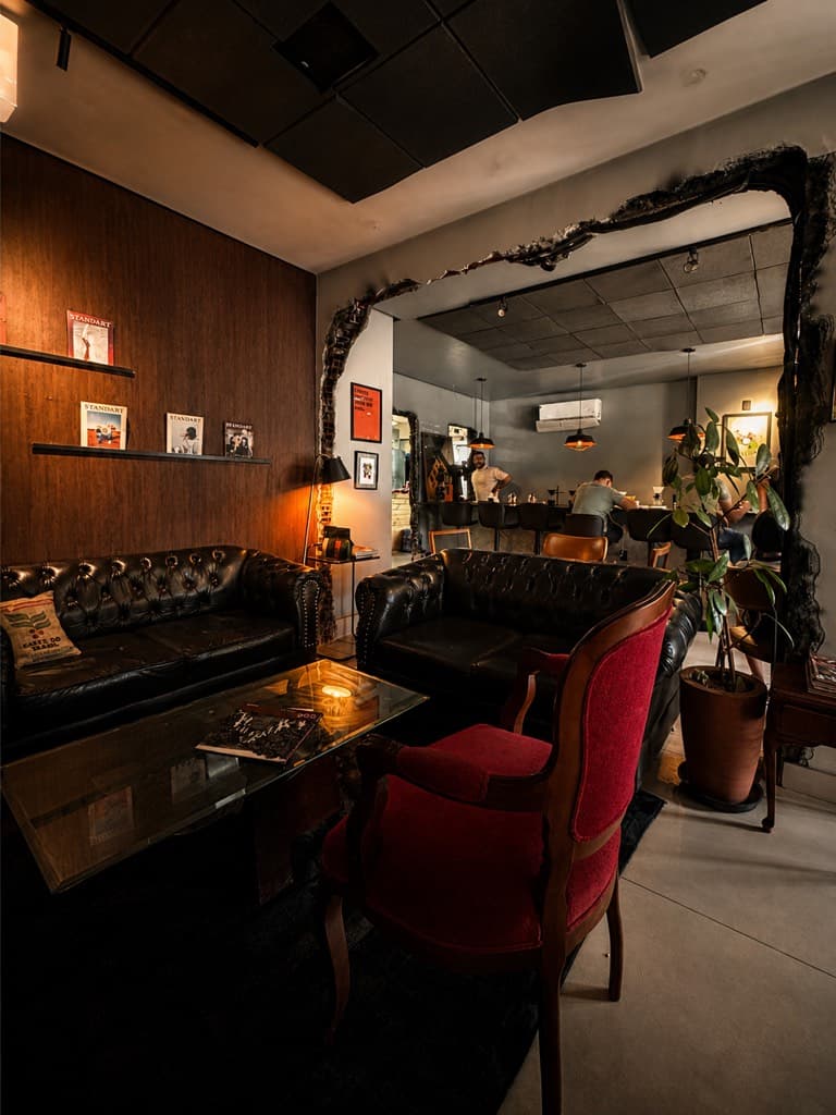 not black cafeteria — foto