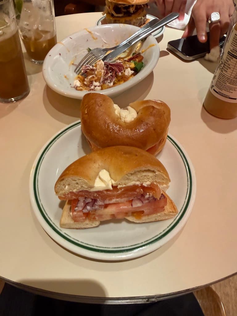 Z Deli Sandwich Shop — foto