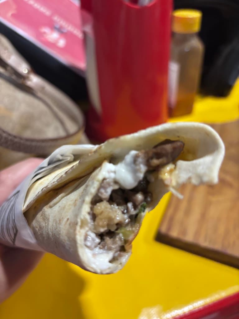 Shawarma Sadek — foto