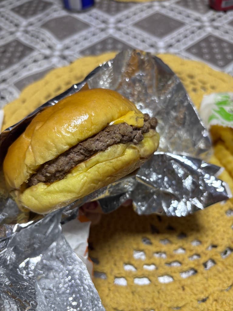 Geléia Burger Sudoeste: Milk Shake, Batata Rústica, Delivery, Brasília DF — foto
