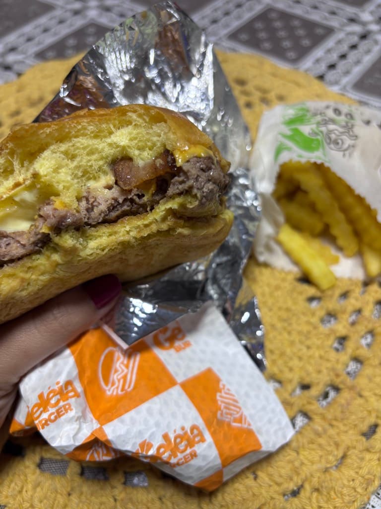 Geléia Burger Sudoeste: Milk Shake, Batata Rústica, Delivery, Brasília DF — foto