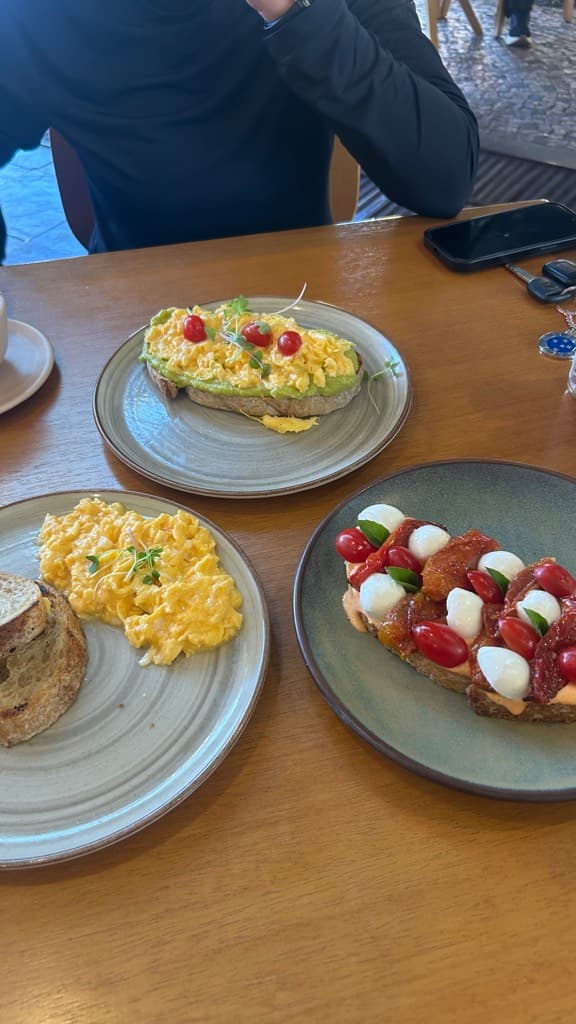LOMA Café — foto