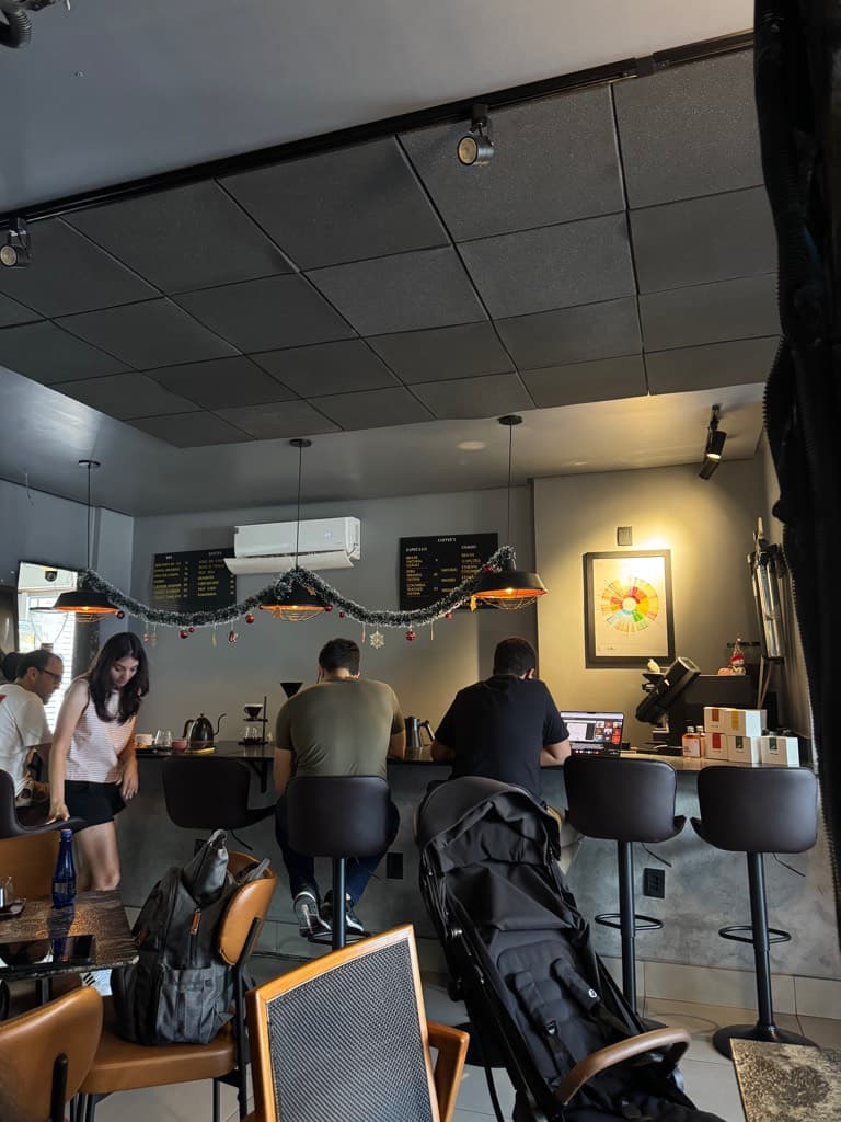 not black cafeteria — foto