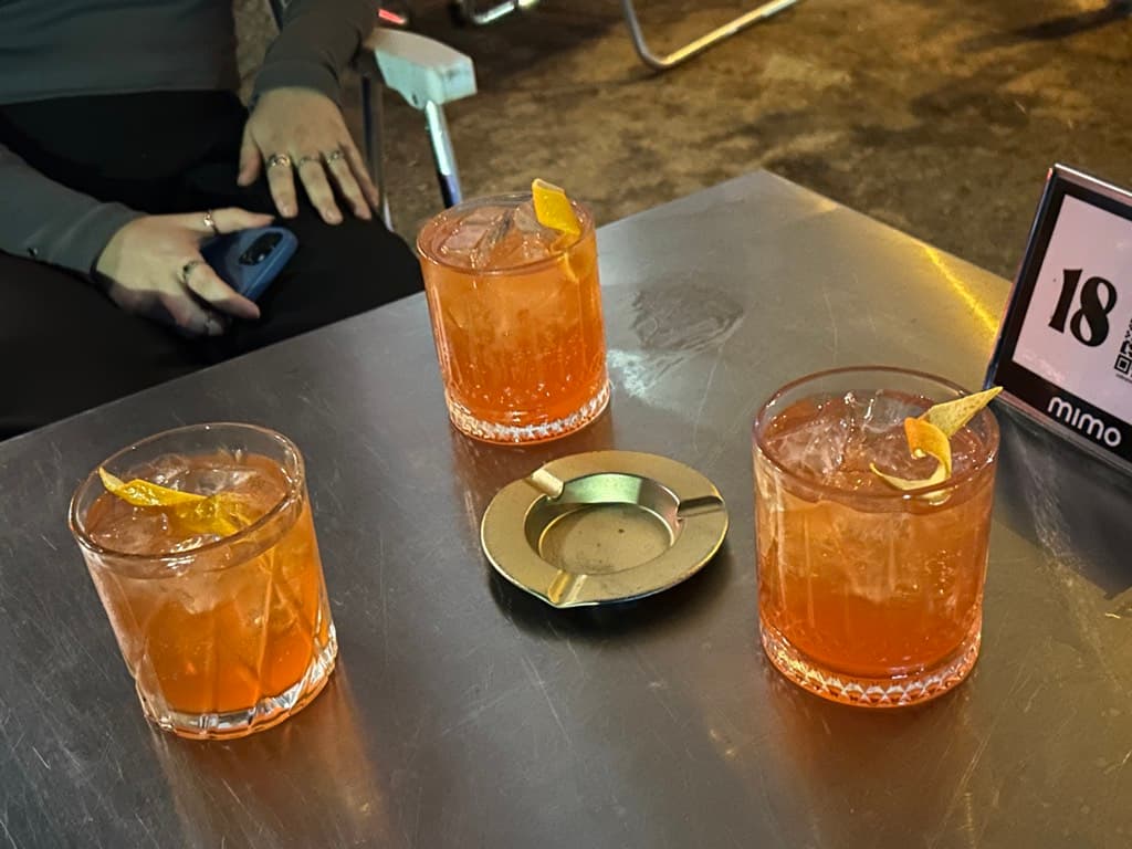 MimoBar — foto