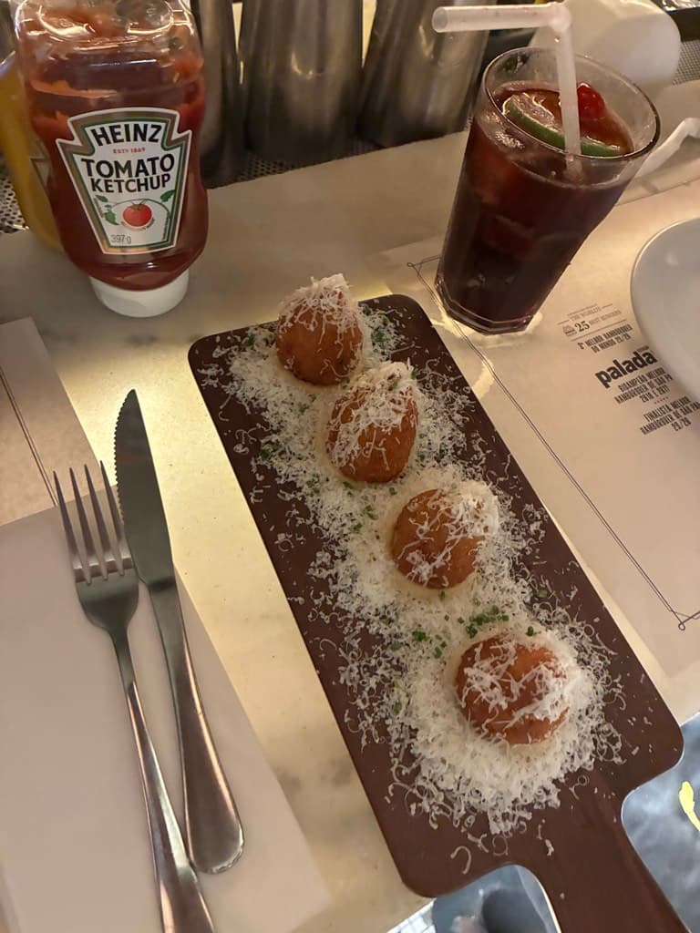 Holy Burger — foto