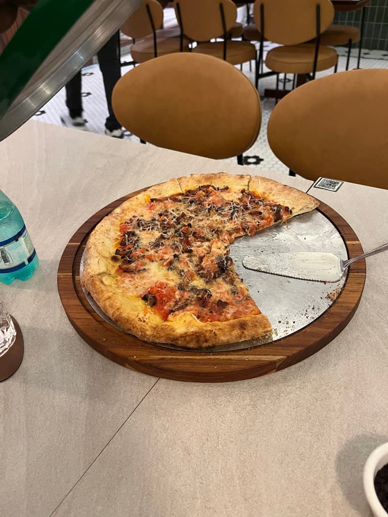 Matri Pizzeria — foto