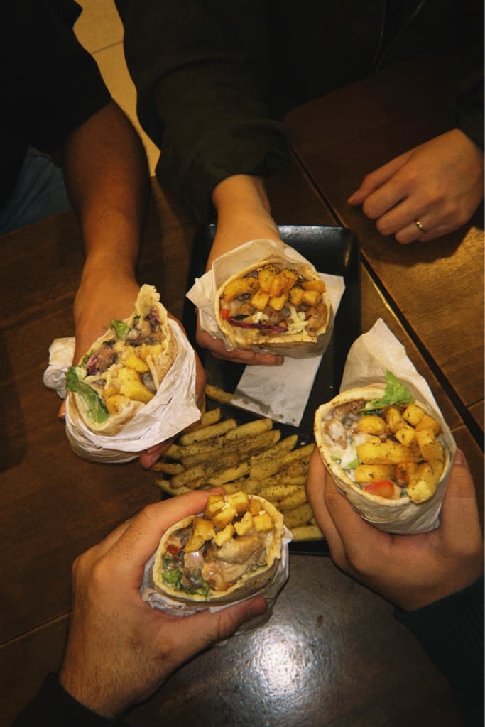 Sabra - Shawarma & Falafel — foto