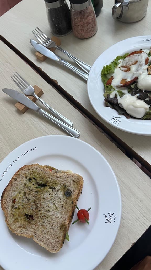 Vert Café — foto