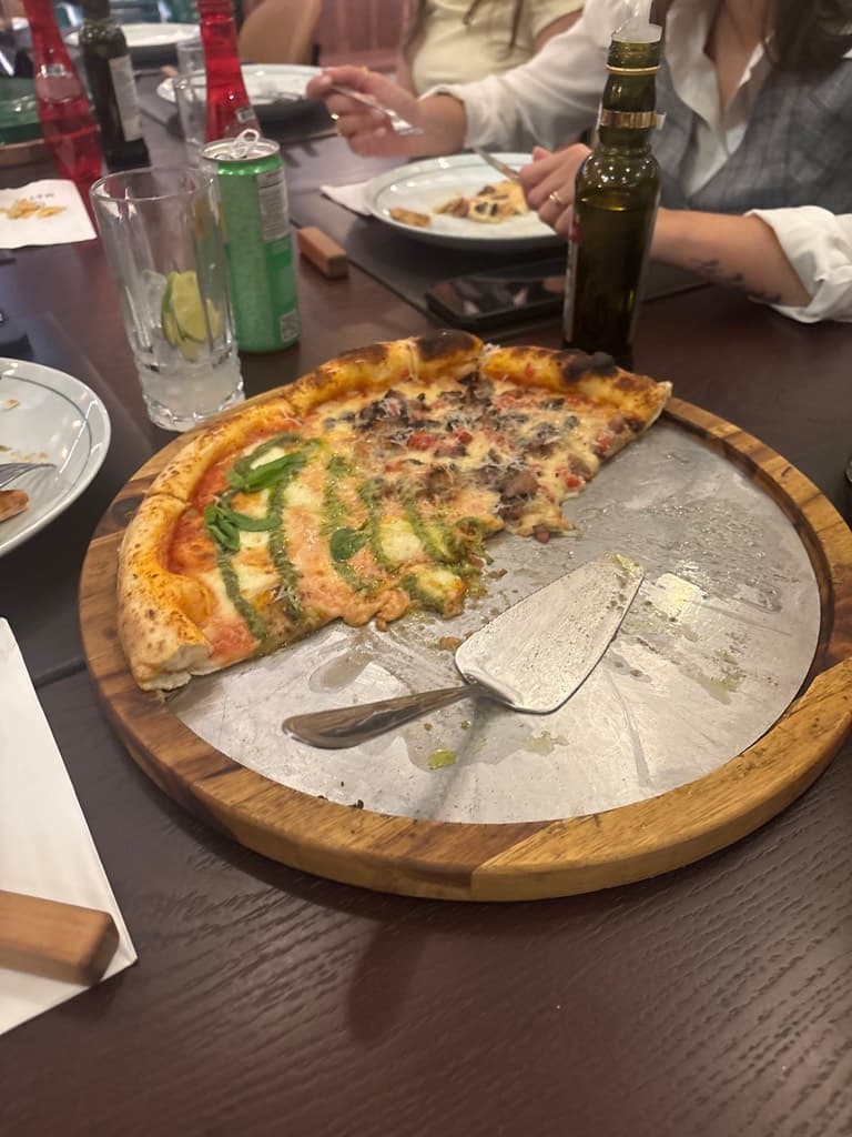 Matri Pizzeria — foto