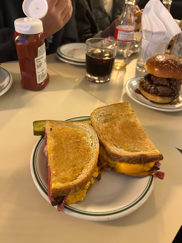 Z Deli Sandwich Shop — foto