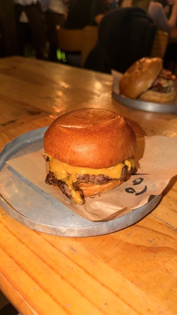 Buzina Burgers — foto