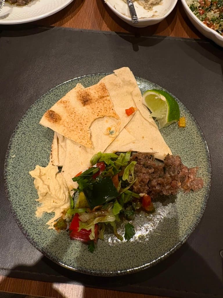 Mashawi Comida árabe — foto
