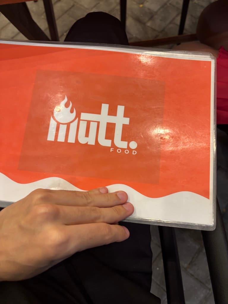 Mutt Food | Hamburguer e Hot Dog — foto